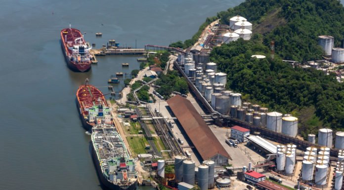 Portos públicos elevam movimentação de cargas em 5,7%