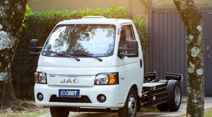 Chegou o VUC elétrico da JAC