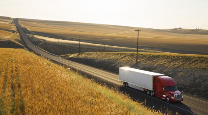 O agro turbina a indústria de caminhões