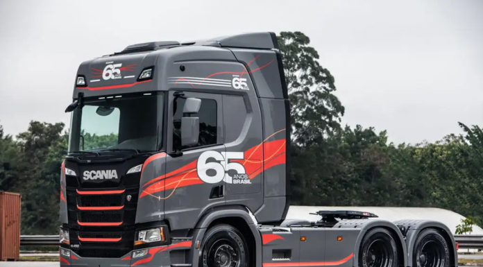 Scania comemora 65 anos no Brasil
