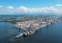 Terminal de contêineres de Paranaguá bate recorde duplo em março