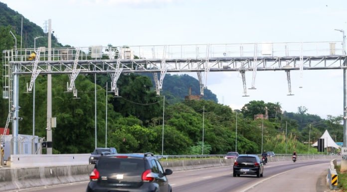 Motoristas com tag eletrônica têm descontos em 85 pedágios