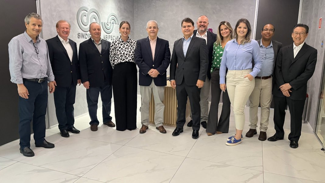 Fornecedores