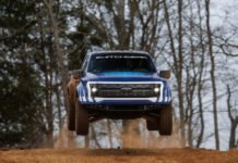 Ford apresenta a F-150 Lightning Switchgear, uma superpicape elétrica off-road Ford F-150 Lightning Switchgear