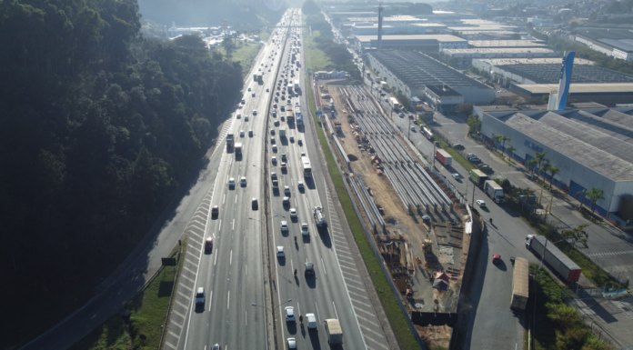 Estudo revela aumento no fluxo de veículos