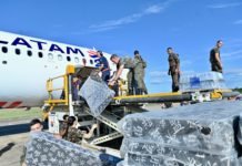 LATAM transporta 21 toneladas de doações para o RS