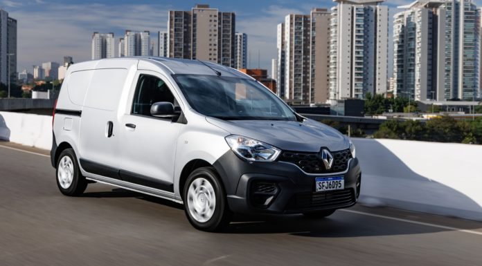Renault lança Kangoo Flex